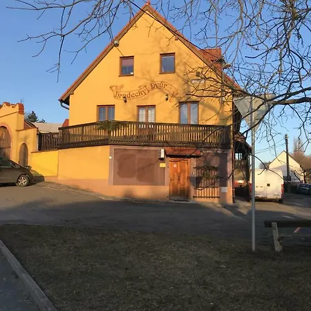 Hradecky Dvur