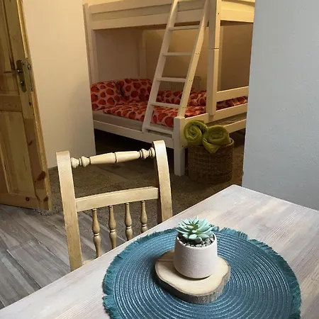 Hradecky Dvur * פלזן