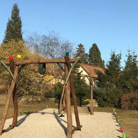 Hradecky Dvur בית אירוח פלזן